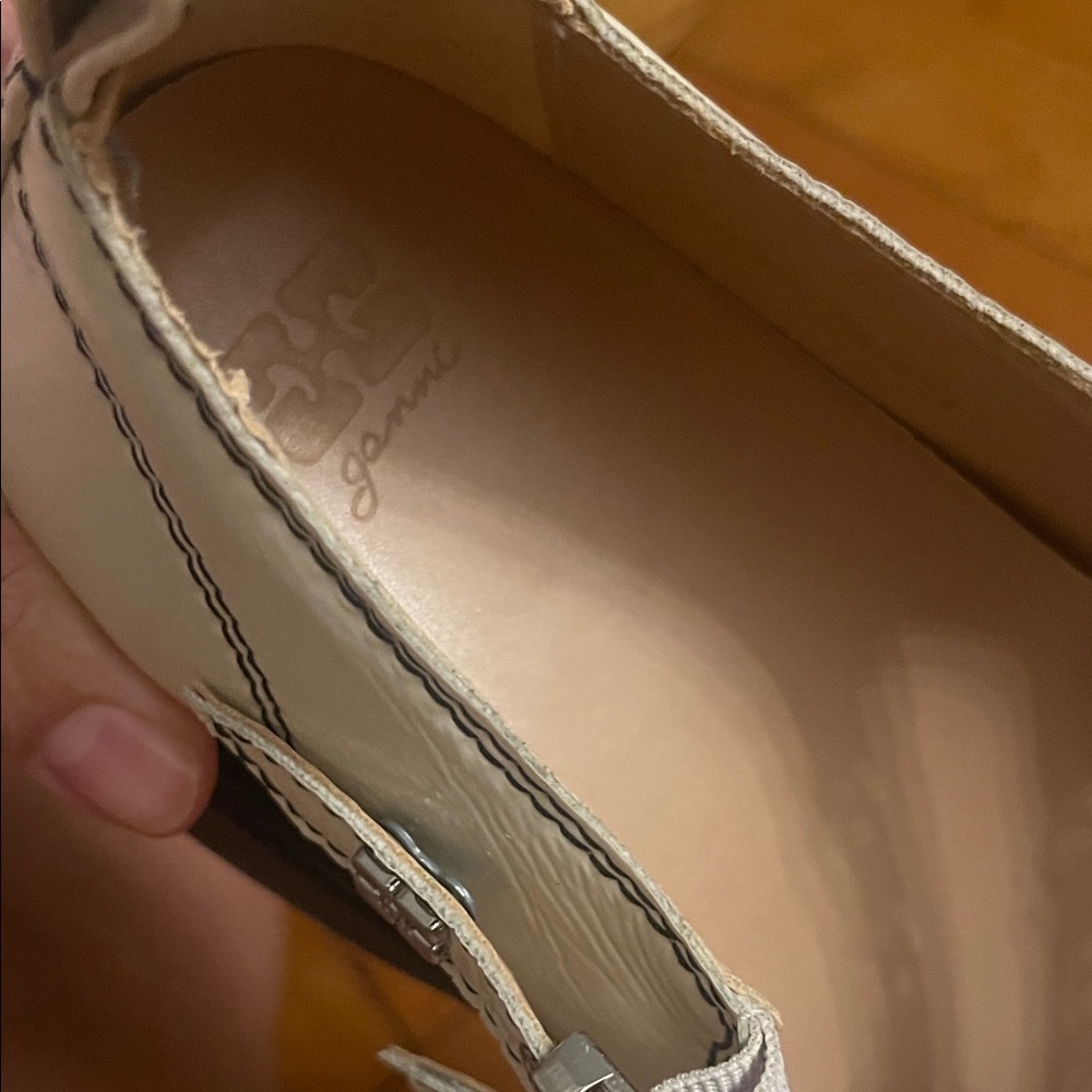 NEW Ganni Everyday Butterfly White Ivory Patent Leather Mary Jane Flats - Picture 9 of 13
